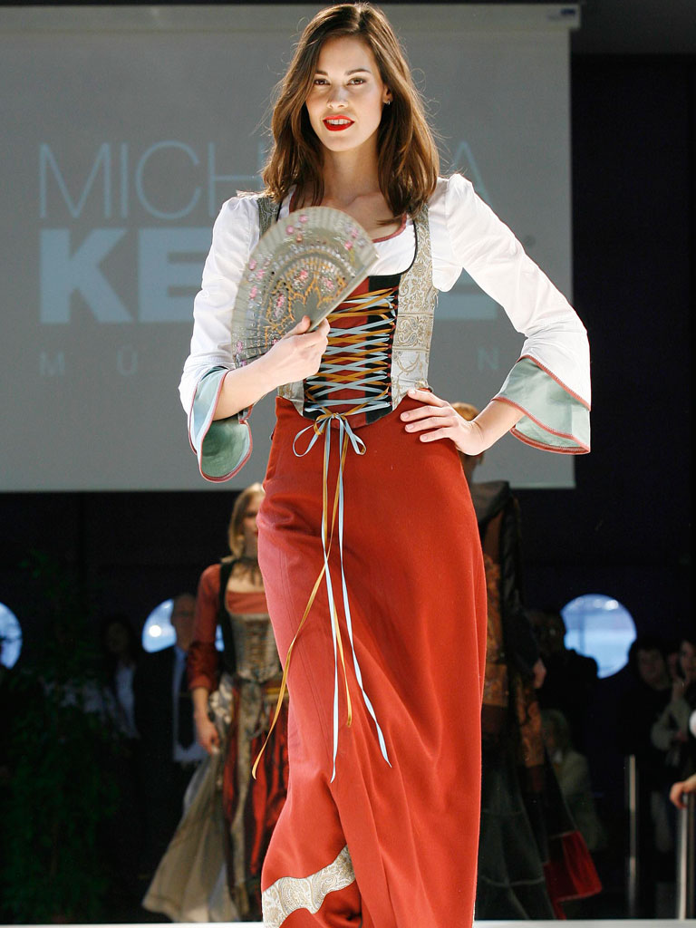 Designer Dirndl München Michaela Keune Dirndl Couture